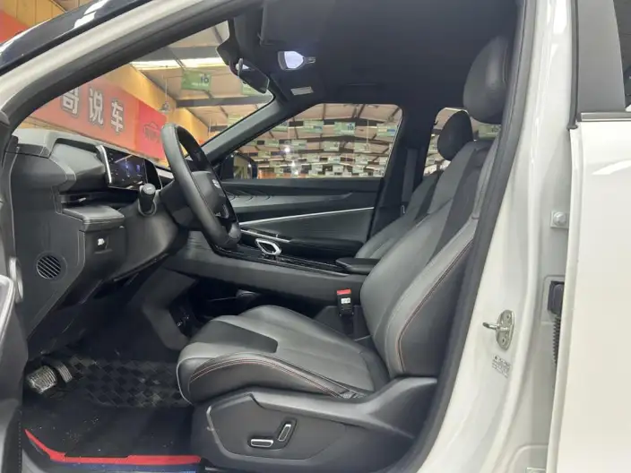 Geely Boyue 2023 Model Geely Boyue COOL 1.5T Smart Connect + – фото 9