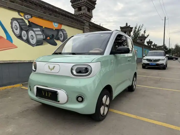 Wuling Hongguang MINIEV 2024 Model 215km Advanced version Lithium Iron Phosphate – фото 1