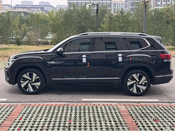 Volkswagen Teramont 2023 Model 380TSI 4WD Respect Deluxe Edition – фото 4