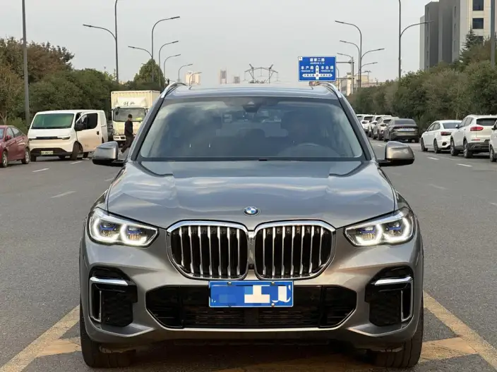 BMW X5 2022 Model Facelift xDrive 30Li Exclusive Model M Sports Set – фото 2