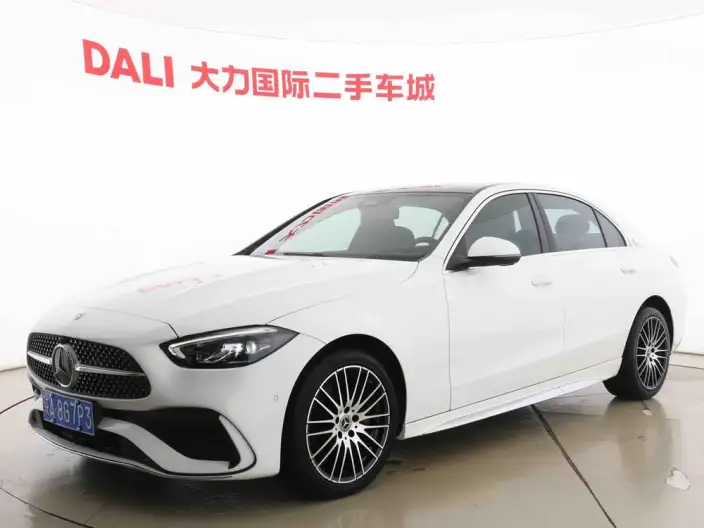 Mercedes-Benz C-Class 2023 Model C 200 L Sports Edition – фото 1