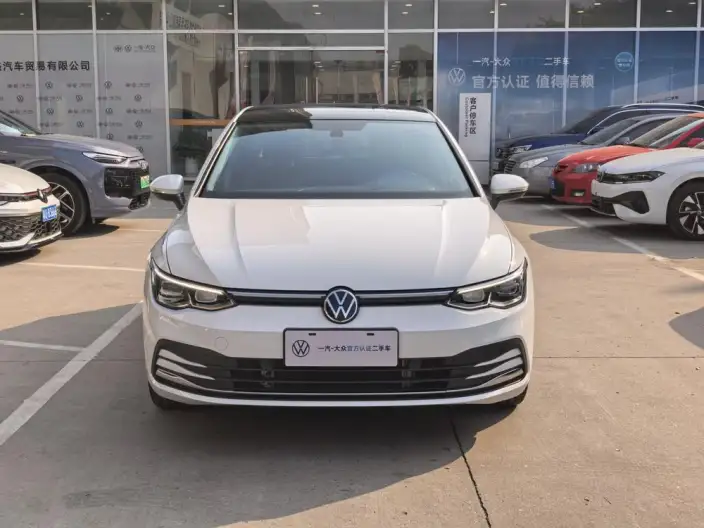 Volkswagen Golf 2023 Model Facelift 280TSI DSG Pro – фото 2