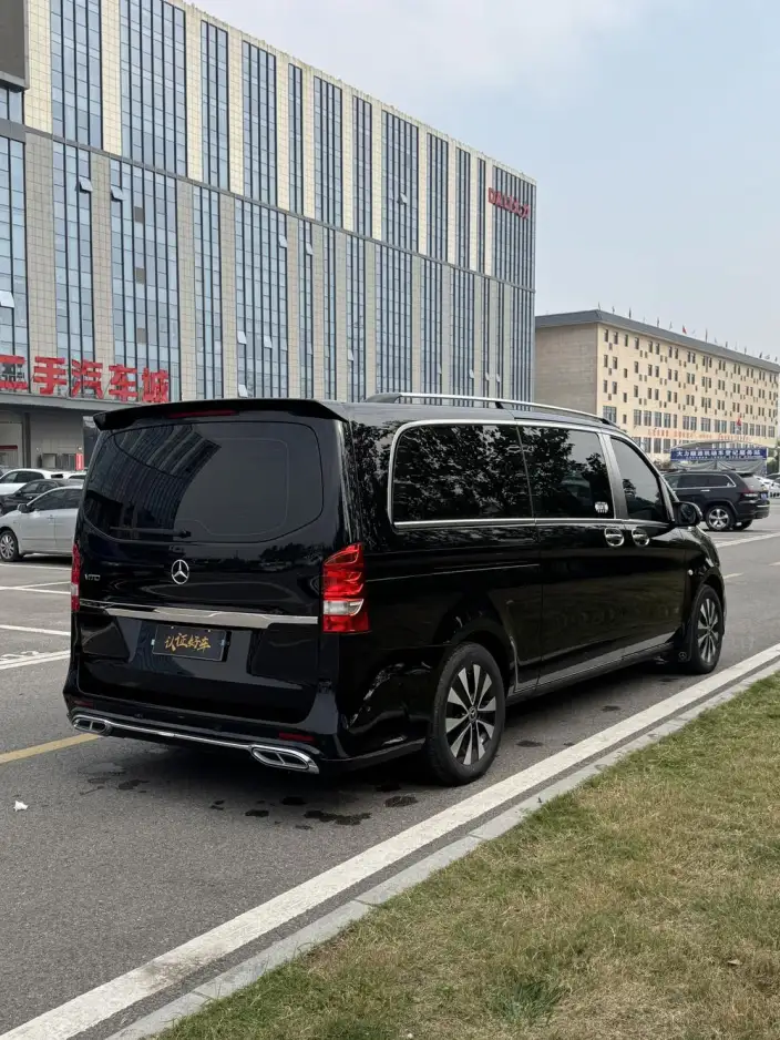 Viano 2023 Model 2.0T Elite Edition 7 seat – фото 6