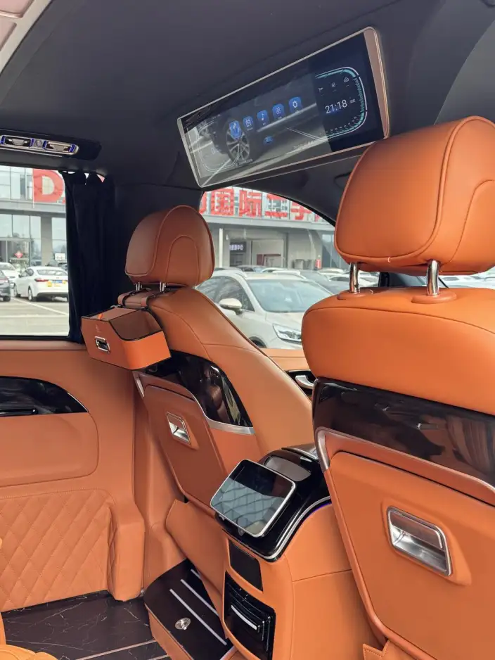 Viano 2023 Model 2.0T Elite Edition 7 seat – фото 8