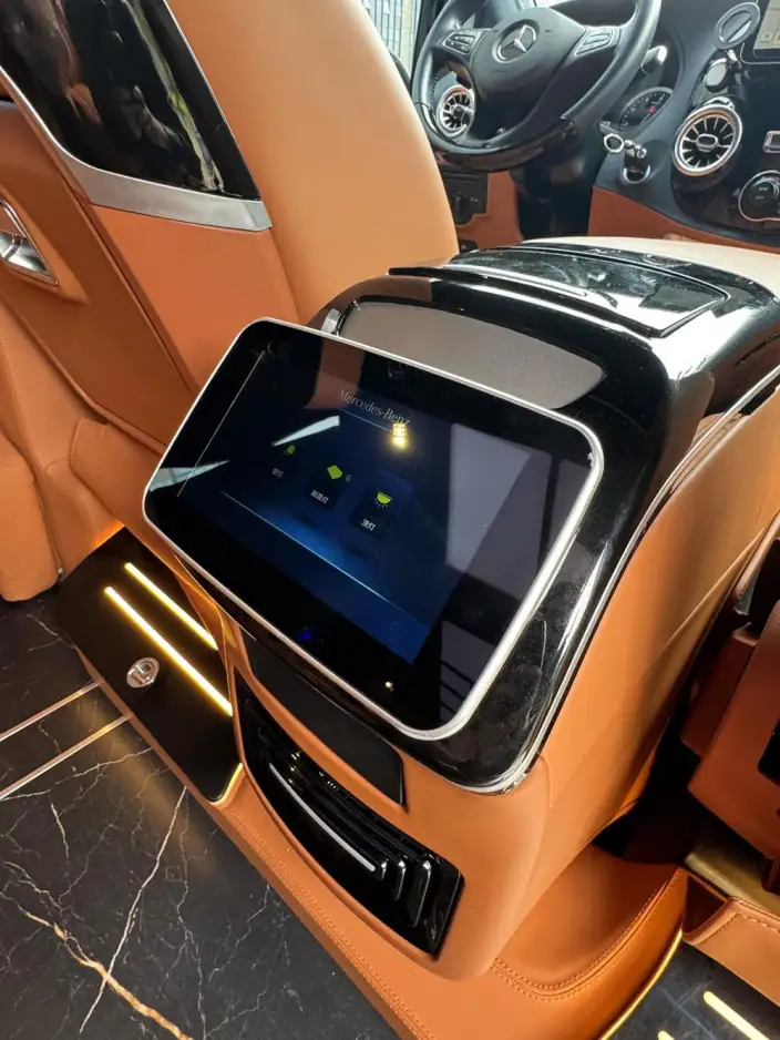 Viano 2023 Model 2.0T Elite Edition 7 seat – фото 9
