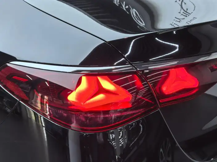 Mercedes-Benz E-Class 2026 Model E 300 L Luxury Model sedan – фото 9