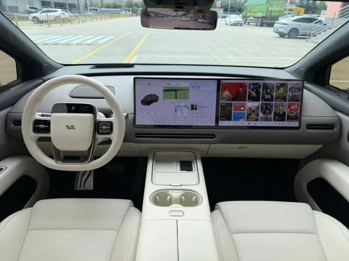 Li Auto i6 2025 Model 4WD Standard Edition – фото 7