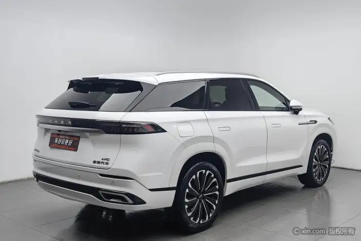 Chery Tiggo 9 2023 Model Facelift 2.0T AT 4WD Flagship Edition – фото 4