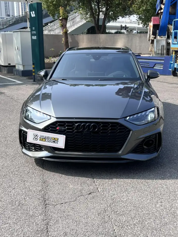 Audi RS 4 2021 Model RS4 2.9T Avant
