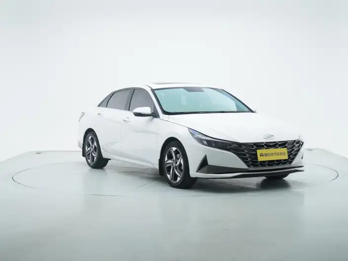 Hyundai Ioniq 2022 Model 1.5L CVT GLX Elite Edition – фото 3