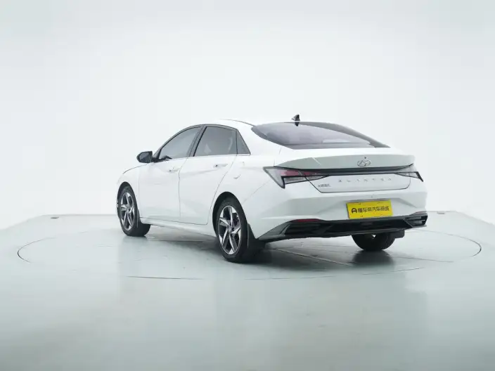 Hyundai Ioniq 2022 Model 1.5L CVT GLX Elite Edition – фото 5