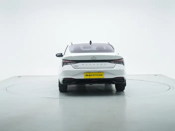 Hyundai Ioniq 2022 Model 1.5L CVT GLX Elite Edition – фото 6