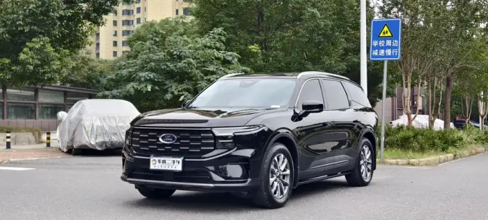 Ford Edge 2025 Model Ford Edge L 2.0T EcoBoost 2WD VII seat Luxury Model – фото 8