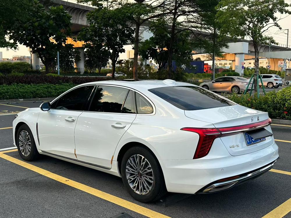 Hongqi H5 2023 2.0T Automatic Connected Qixiang – фото 4