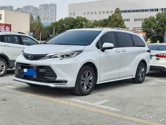 Toyota Sienna 2026 Model Hybrid 2.5L Comfort Edition – фото 1