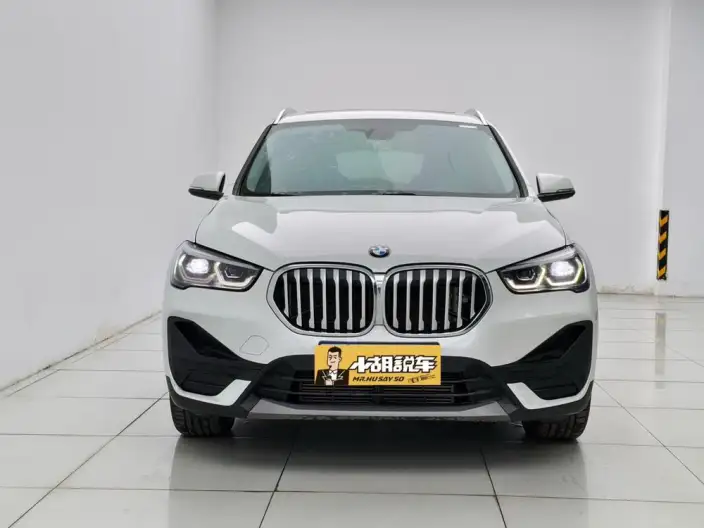 BMW X1 2022 Model sDrive25Li Leading Model – фото 2