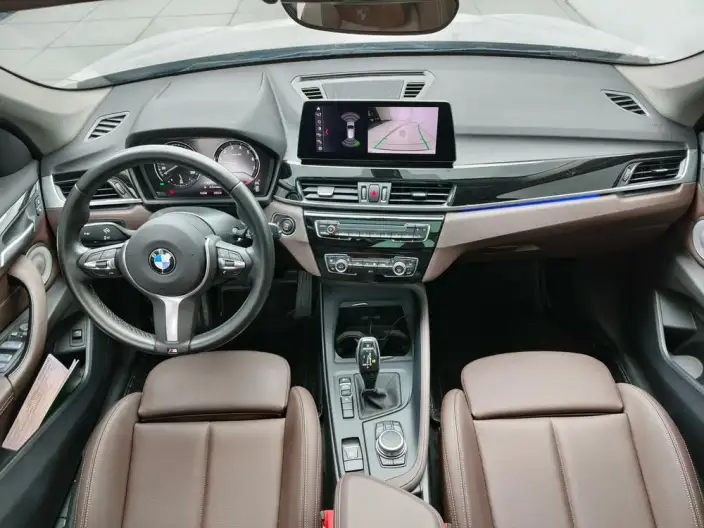 BMW X1 2022 Model sDrive25Li Leading Model – фото 6