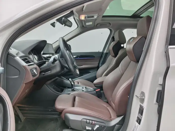 BMW X1 2022 Model sDrive25Li Leading Model – фото 8