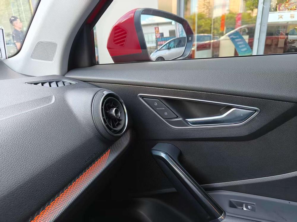AUDI Q2L Модель 2020 года 35TFSI Elegance Fashion – фото 9