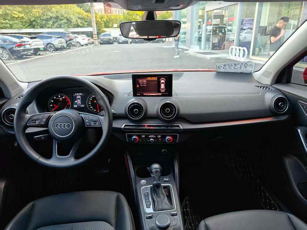 AUDI Q2L Модель 2020 года 35TFSI Elegance Fashion – фото 12