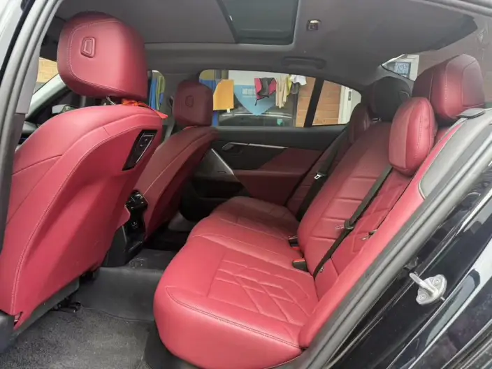 BMW 5 Series 2024 Model 525Li M Sports Set – фото 10