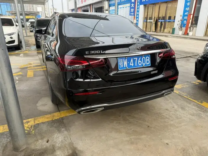 Mercedes-Benz E-Class 2022 Model E 300 L Fashion Model sedan – фото 4