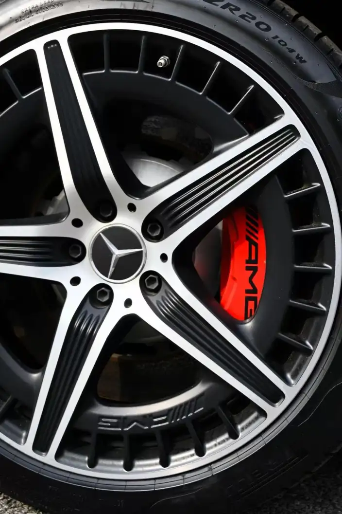 Mercedes-Benz EQE AMG 2023 Model EQE 53 4MATIC+ – фото 3
