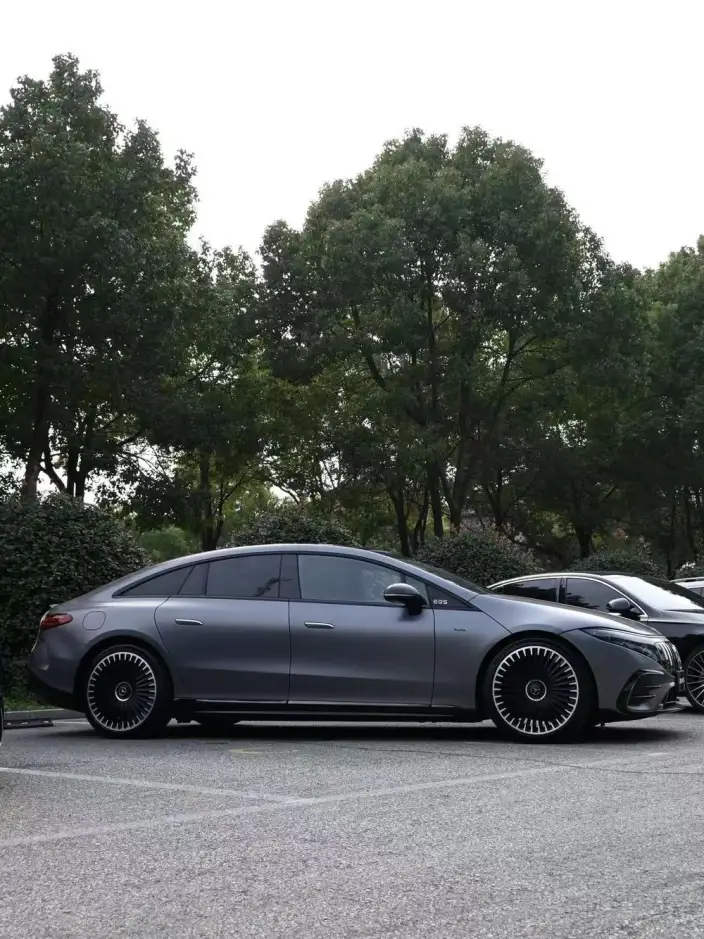 Mercedes-Benz EQS AMG 2022 Model AMG EQS 53 4MATIC+ – фото 4