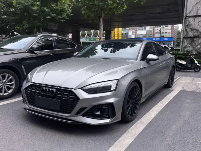 Audi A5 2025 Model Sportback 40 TFSI quattro Luxury Dynamic Model