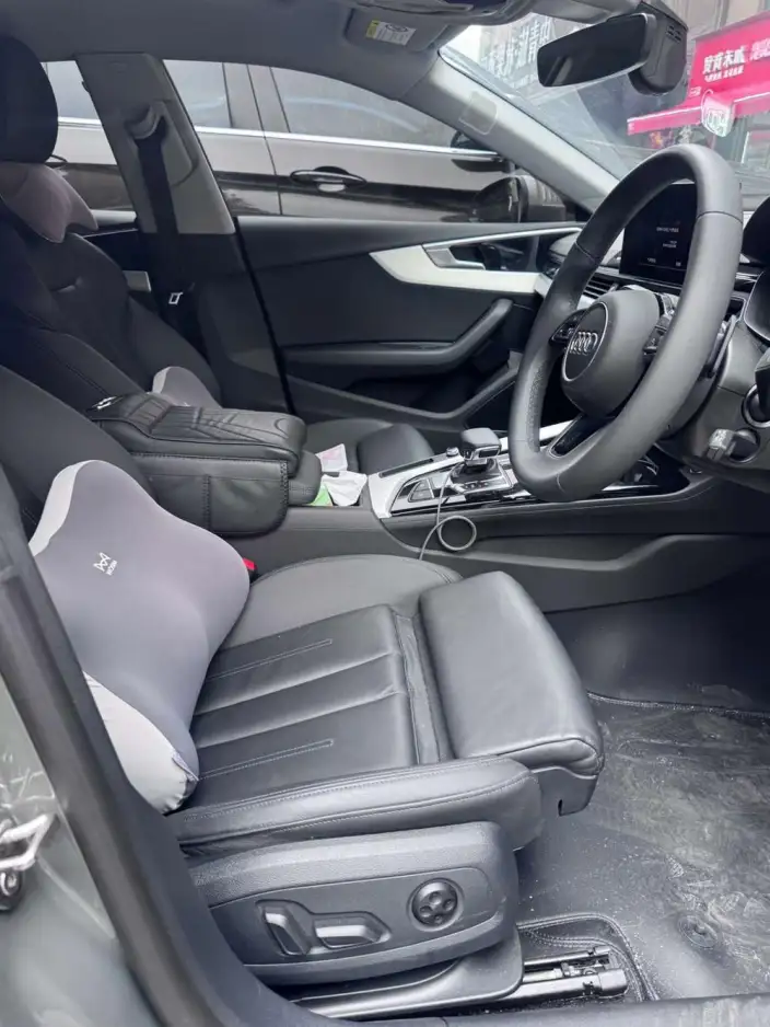 Audi A5 2025 Model Sportback 40 TFSI quattro Luxury Dynamic Model – фото 6