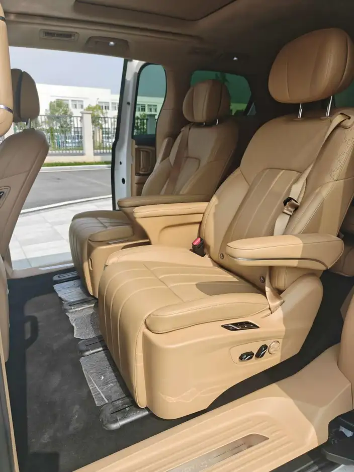 VOYAH Dreamer PHEV 2024 Model Ultra-long Endurance Superior Edition – фото 5