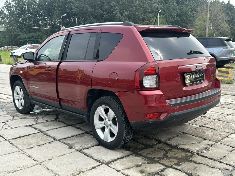 Jeep Compass Imported 2014 2.4L AWD Sport – фото 4