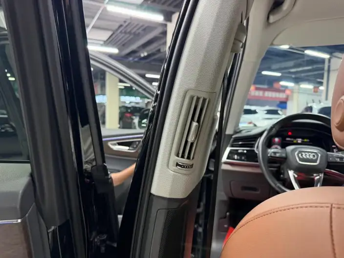 Audi Q7 2022 Model 55 TFSI quattro S line Noble Model – фото 9