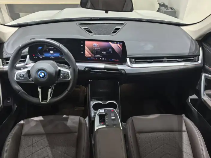 BMW iX 1 2025 Model eDrive25L X Design Set – фото 8