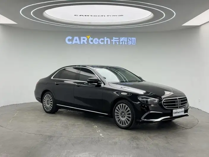 Mercedes-Benz E-Class 2023 Model E 300 L Noble Model sedan – фото 3
