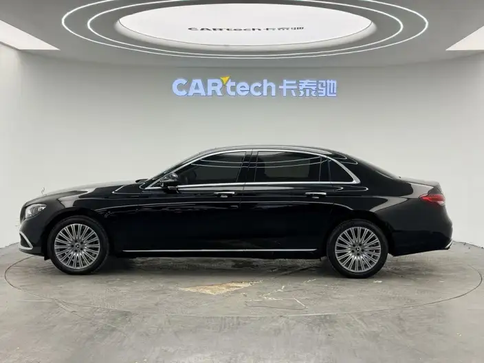 Mercedes-Benz E-Class 2023 Model E 300 L Noble Model sedan – фото 4