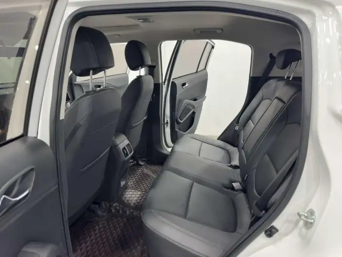 Hyundai ix35 2021 Model 240T GDi DCT 2WD Leading version GLS – фото 9
