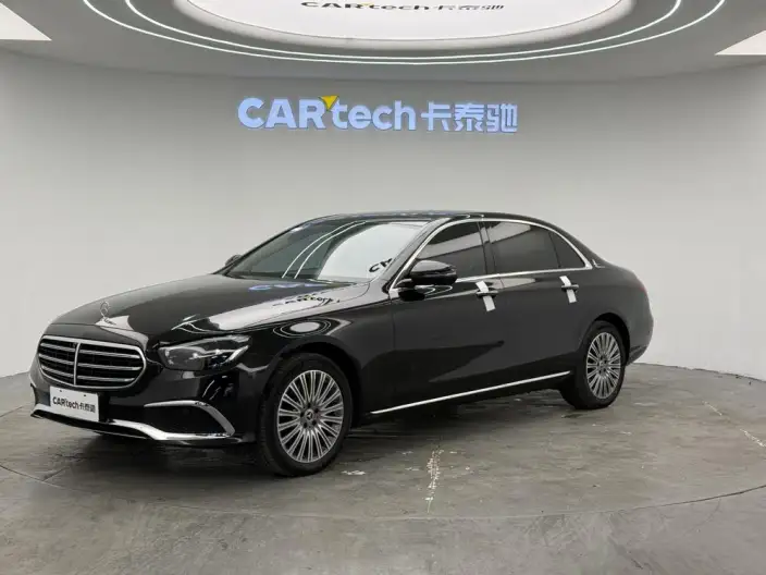 Mercedes-Benz E-Class 2023 Model E 300 L Luxury Model sedan – фото 1