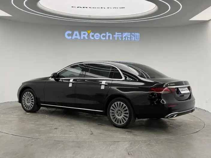 Mercedes-Benz E-Class 2023 Model E 300 L Luxury Model sedan – фото 5