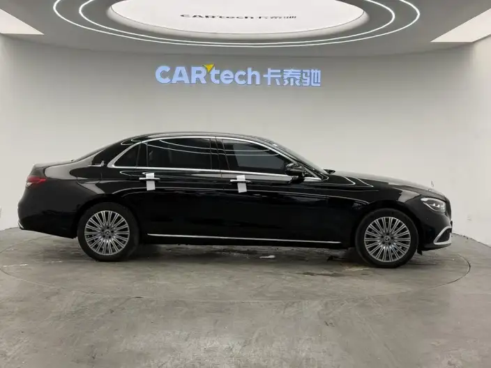 Mercedes-Benz E-Class 2023 Model E 300 L Luxury Model sedan – фото 8