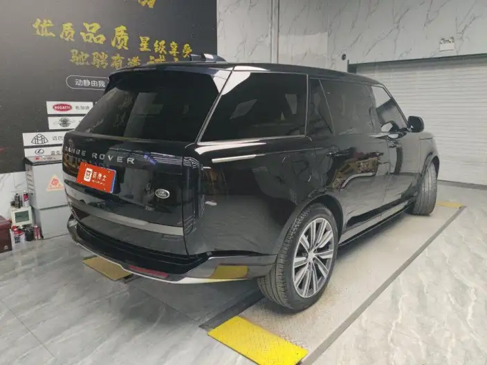Range Rover 2023 Model 3.0 L6 400PS Shengshi VII seat Extended Edition