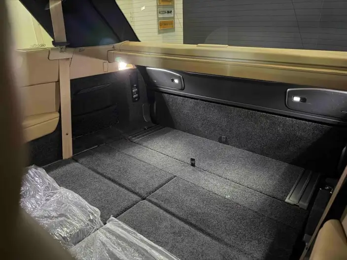Range Rover 2023 Model 3.0 L6 400PS Shengshi VII seat Extended Edition – фото 5