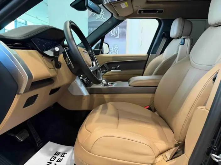 Range Rover 2023 Model 3.0 L6 400PS Shengshi VII seat Extended Edition – фото 8