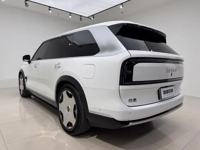 ZEEKR 9X 2025 Model Hyper Edition 70kWh VI seat