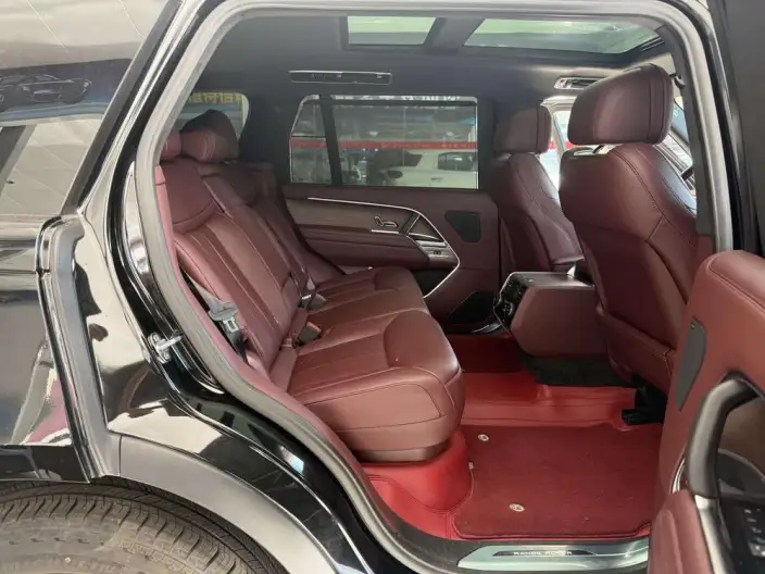 Range Rover 2025 Model 3.0 L6 400PS Shengshi Extended Edition – фото 10