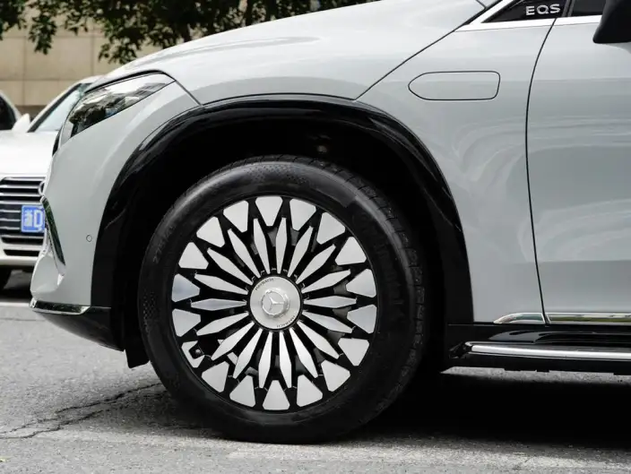 Maybach EQS SUV 2024 Model EQS 680 Lishang Edition – фото 9