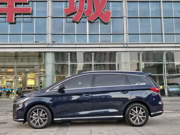 BYD Song MAX DM 2022 Model DM-i 105KM Flagship Model – фото 4