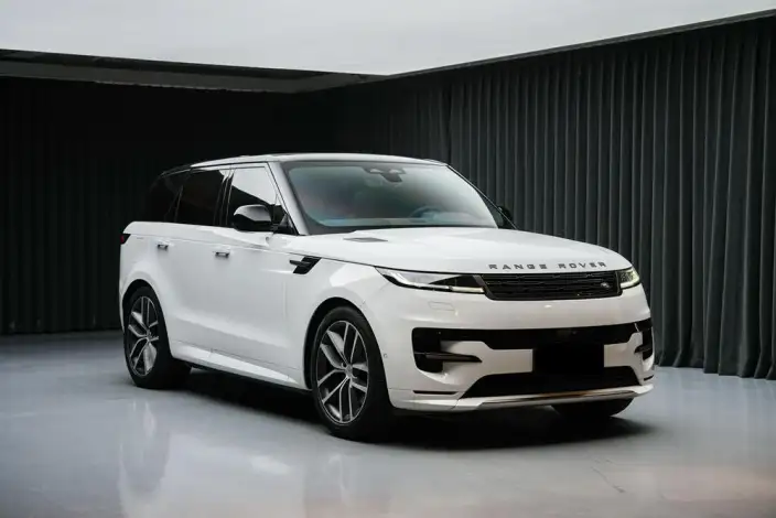 Range Rover Sport 2024 Model 400PS DYNAMIC SE