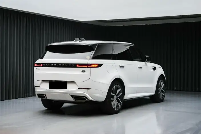 Range Rover Sport 2024 Model 400PS DYNAMIC SE – фото 7