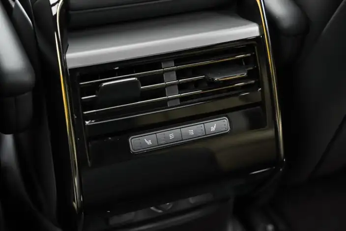 Range Rover Sport 2024 Model 400PS DYNAMIC SE – фото 8